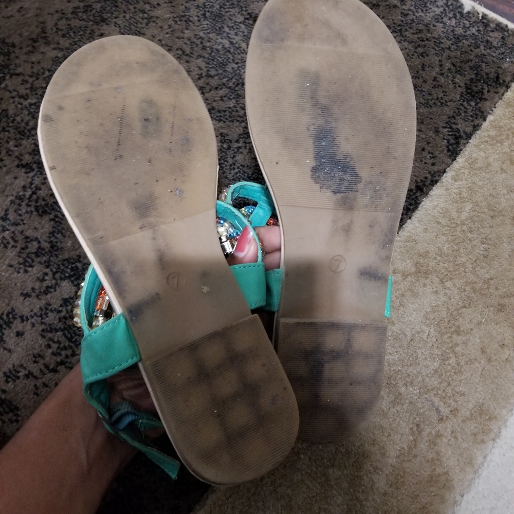 Used Flat sandal ! - Picture 7 of 7